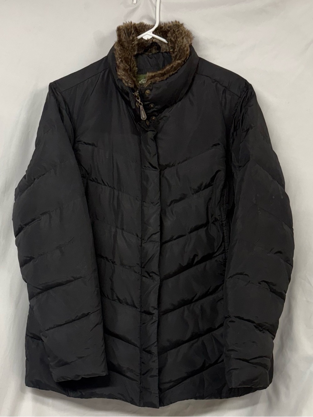 Eddie Bauer Black Quilted Puffer Jacket with Faux Fur Trim Down filled